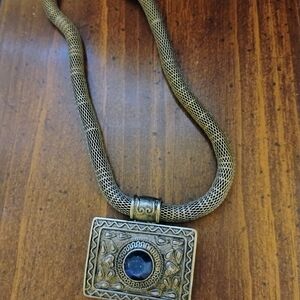 Elegant Silver Necklace with Blue Pendant